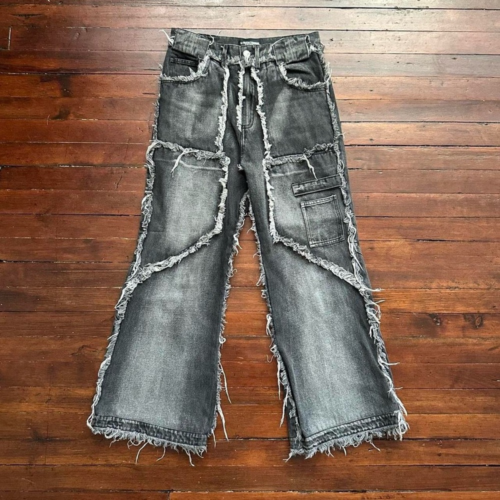 NO FAITH STUDIOS women’s grey distressed flare jeans